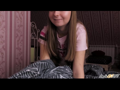 ❤️ Blondie sugit eam BFF est penitus et accipit Cum in ore suo Fuck video  at la.sayhentai.ru